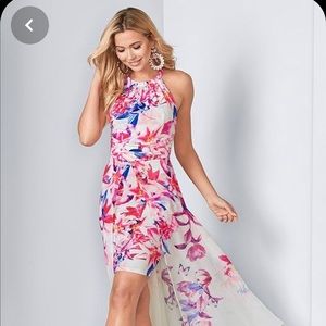 Beautiful high-low maxi dress- Size M